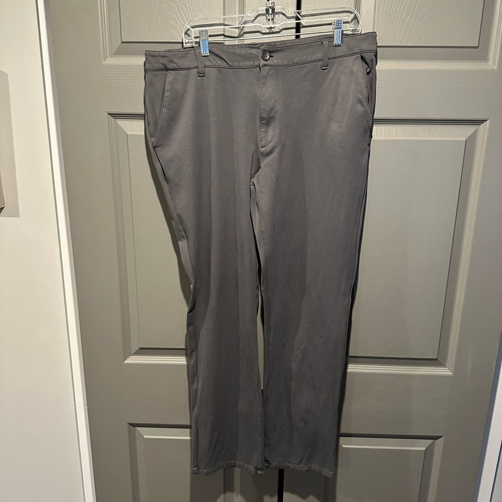 True Classic Comfort Chino